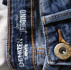 Levis jeggings